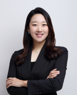 Nari Yun