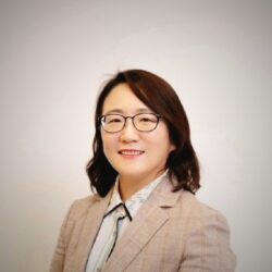 Yooni Kim